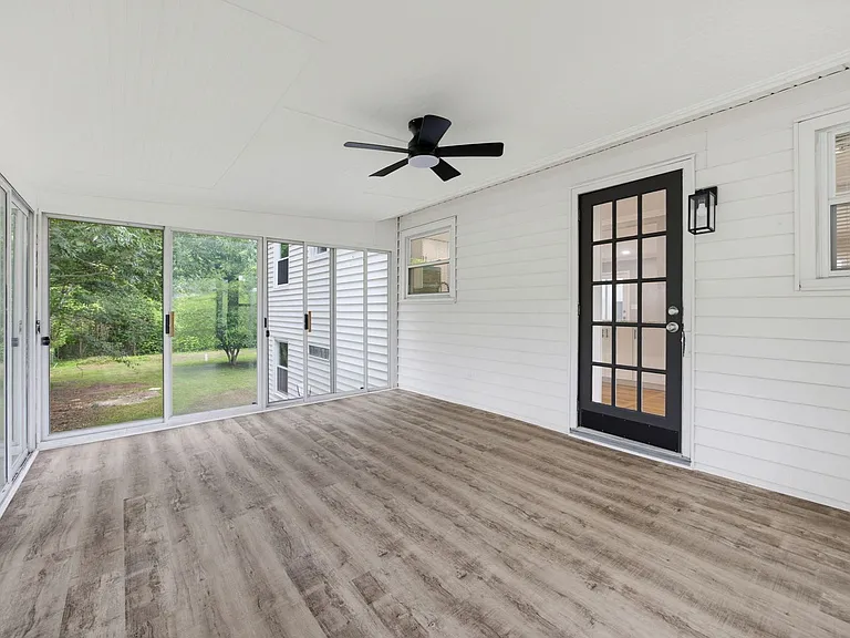 3051 Highland Dr SE — Photo 26
