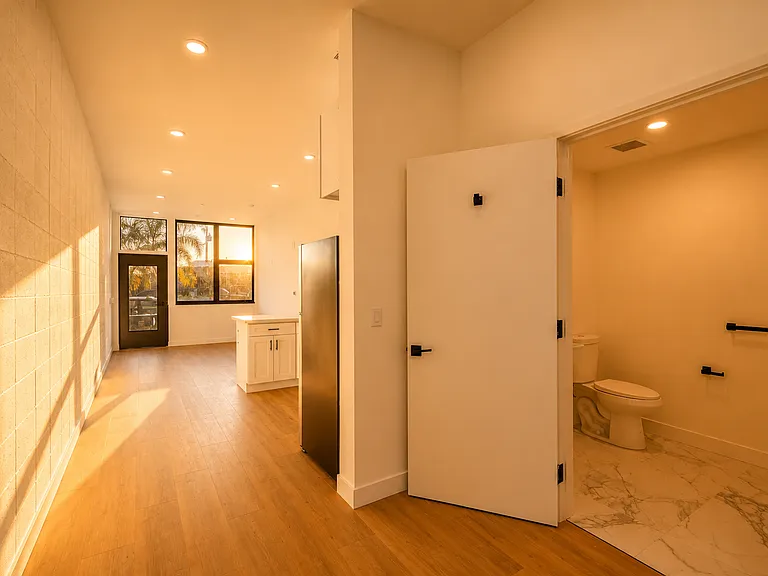 ECB Residences — Photo 23