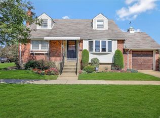 1046 Bowling Green Dr, Westbury, NY 11590