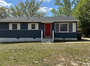 1855 Stanberry St, Fayetteville, NC 28301