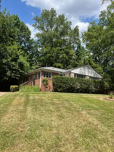 5125 Valley Stream Rd Photo 1