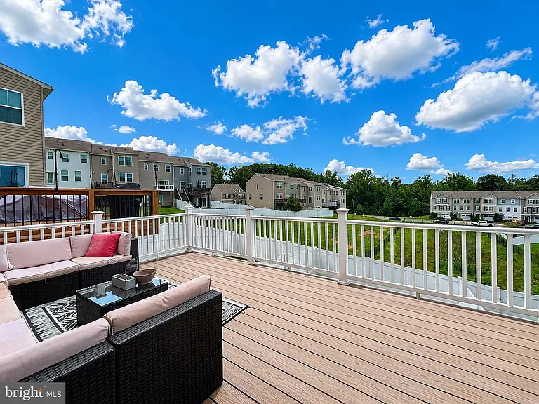 4811 Hicks Dr — Photo 29