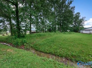 Woodhaven St, Scottsboro, AL 35769