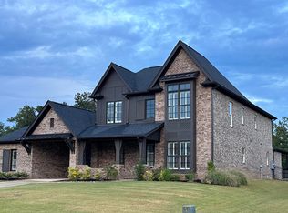 1947 Blackridge Rd, Birmingham, AL 35244