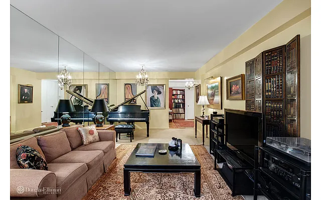 Sold by Douglas Elliman | media 14