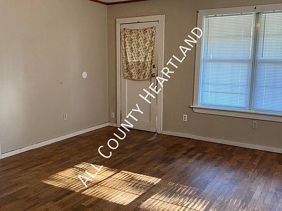 4th image of 219 W Kenworthy St