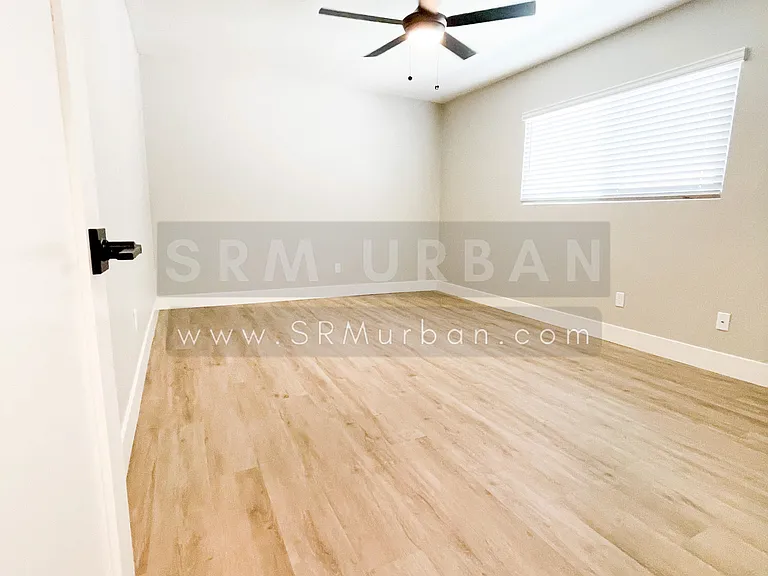 4438 Menlo Ave #5 — Photo 11