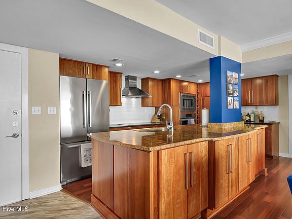 2nd image of 322 Causeway Drive Ste 806