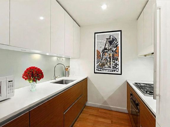 4th image of 555 W 59th St APT 6H