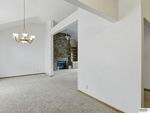 5th image of 13434 Sherwood Ave