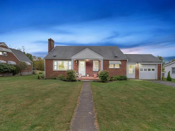 1246 Culbert Dr, Marion, VA 24354