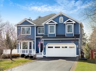 73 Winding Ln, Basking Ridge, NJ 07920