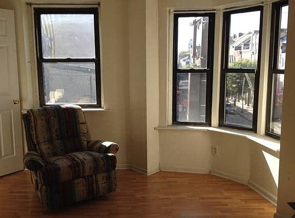 2nd image of 254 South St #3F
