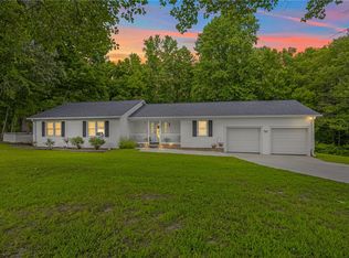 250 Rockcrest Rd, Cleveland, SC 29635