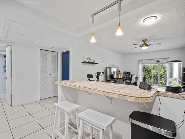 255 S Cypress Road #348, Pompano Beach, FL 33060