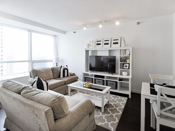 2nd image of 512 N McClurg Ct APT 2702