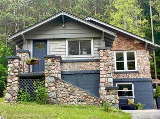 925 Beech St, Frankfort, MI 49635