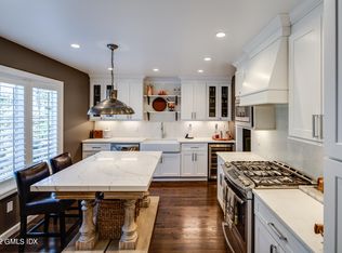 78 River Rd APT 3, Greenwich, CT 06807