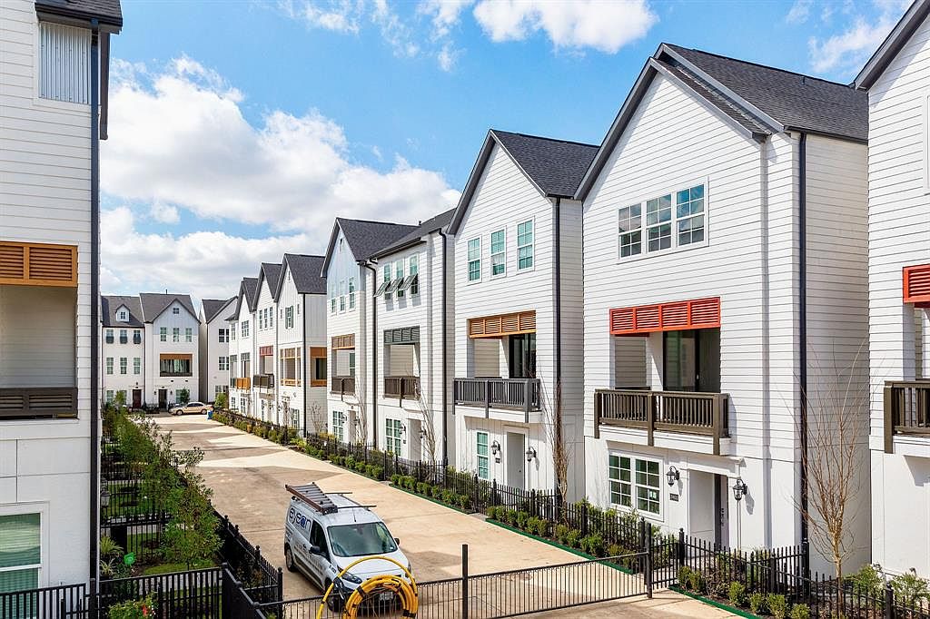 3308 Timbergrove Oaks St, Houston, TX 77008 Zillow