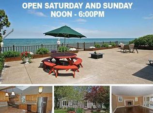 2450 Edgemere Dr, Rochester, NY 14612