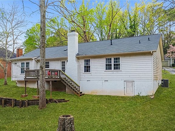 2nd image of 325 Brookstone Drive
