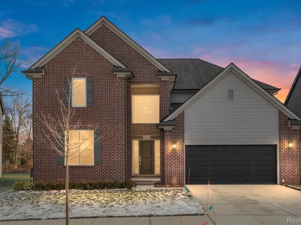 4934 Adler Ct, Troy, MI 48085