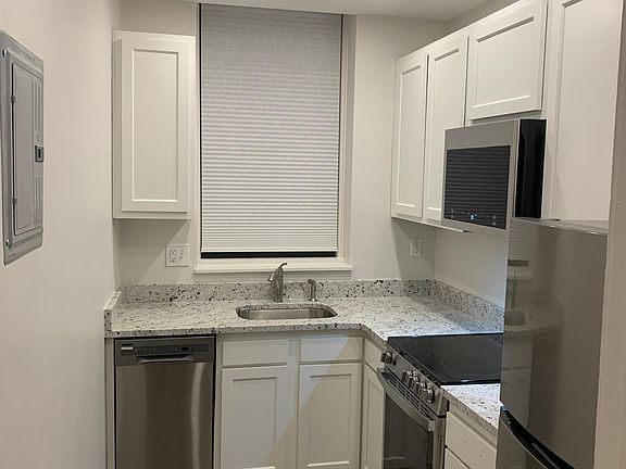 *Photos are a representation of types of finishes the apartment will have*