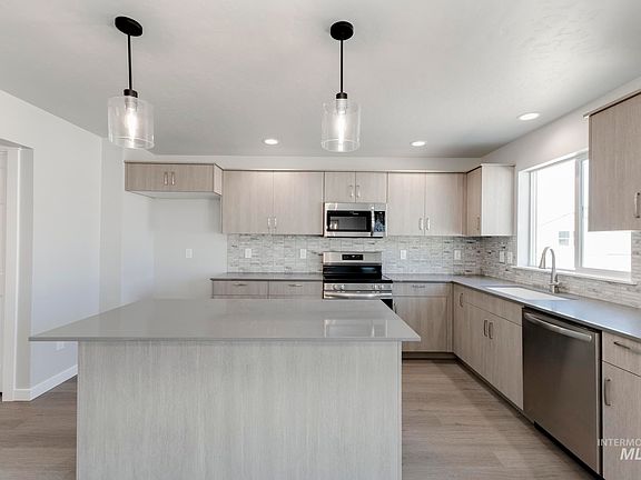 5th image of 9218 W White Jasmine Ct