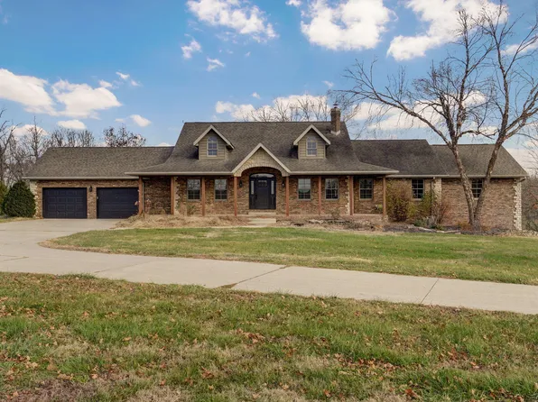 6176 N Farm Road 215, Strafford, MO 65757