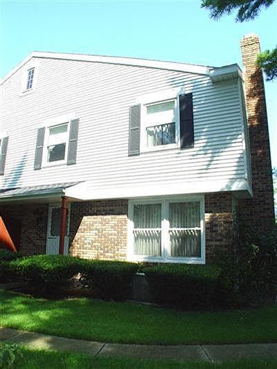 1st image of 2614 Cherrywood Ct #19