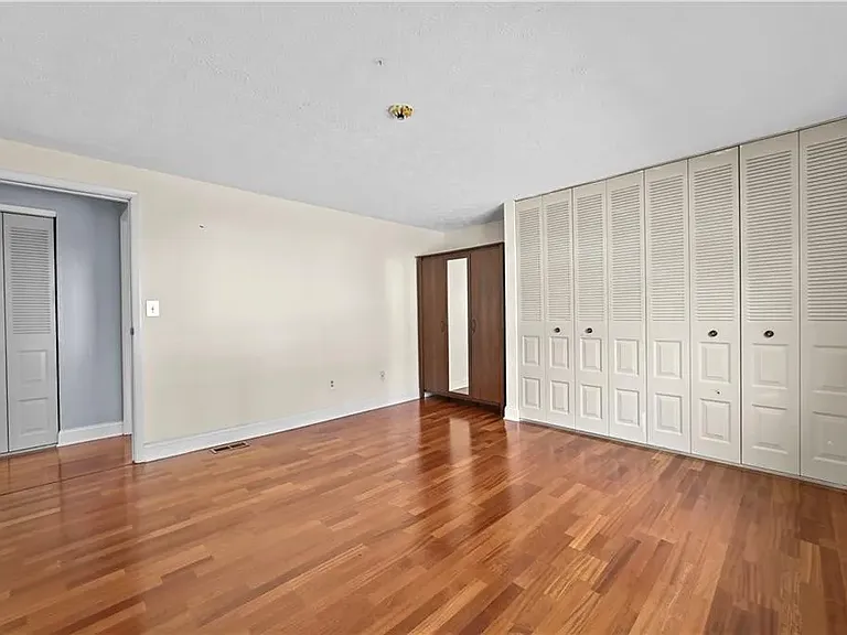 4608 Rosemear Ct — Photo 19