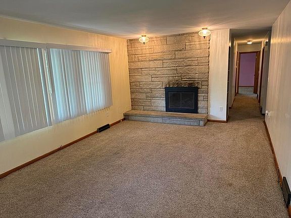 2nd image of 91 Sharon Rd