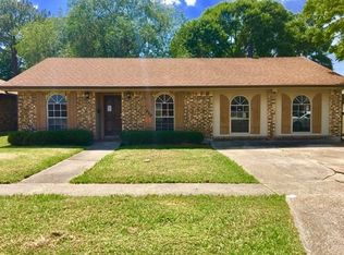 604 W Marlin Ct, Gretna, LA 70056