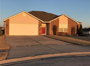 723 Carlisle Dr, Raymore, MO 64083