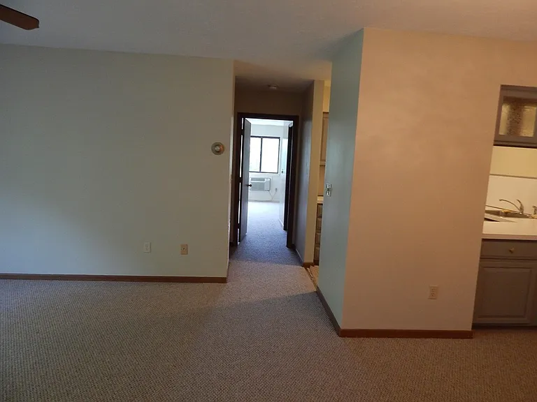 340 Sunderland Rd #36G — Photo 5
