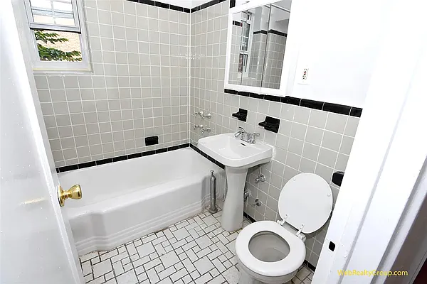 Rented by Contact Realty of NYC | media 8