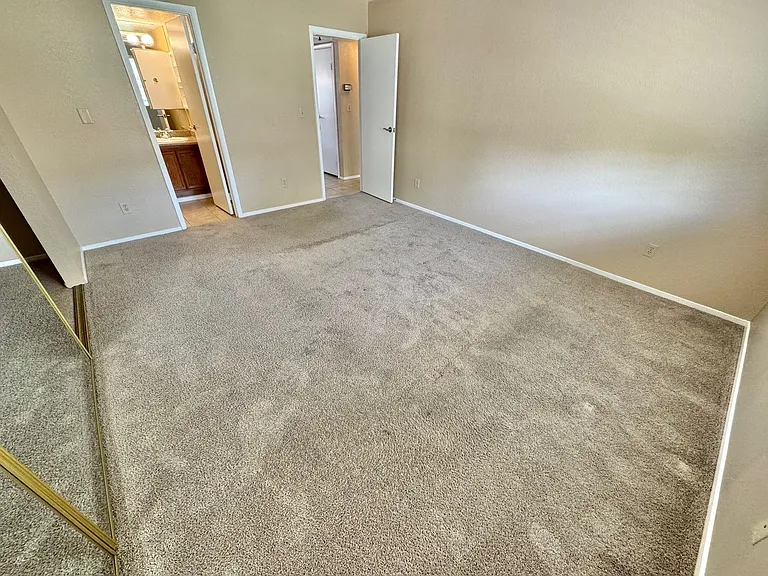 2708 Beaver Creek Ct #102 — Photo 16