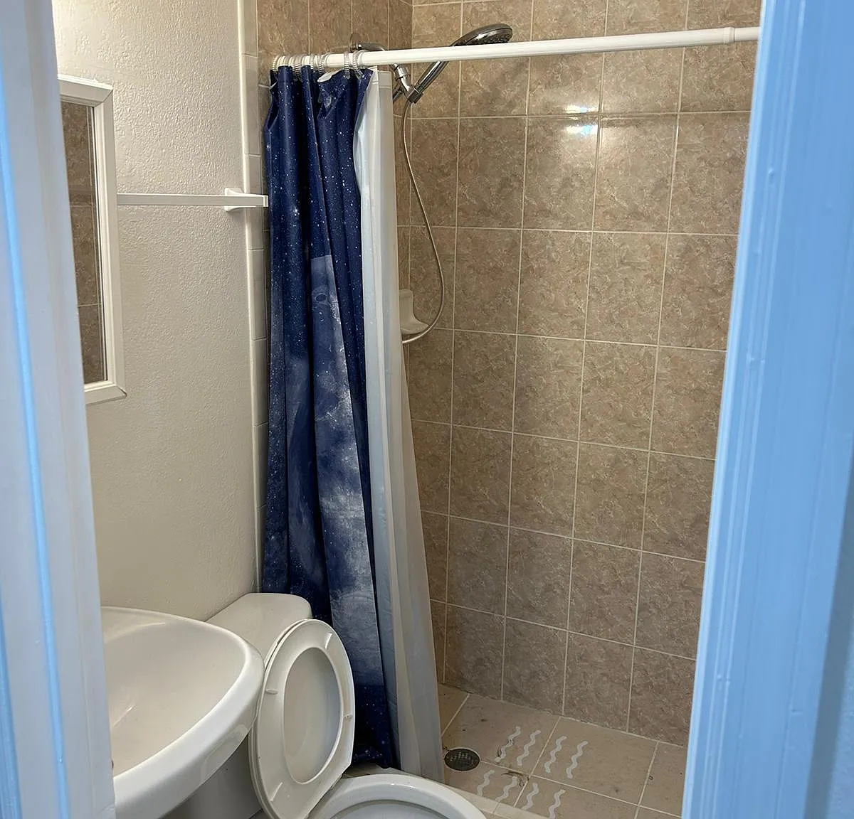 18721 SW 92nd Ct — Photo 3