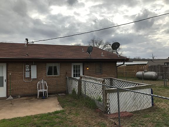 4th image of 2650 W Fm 696