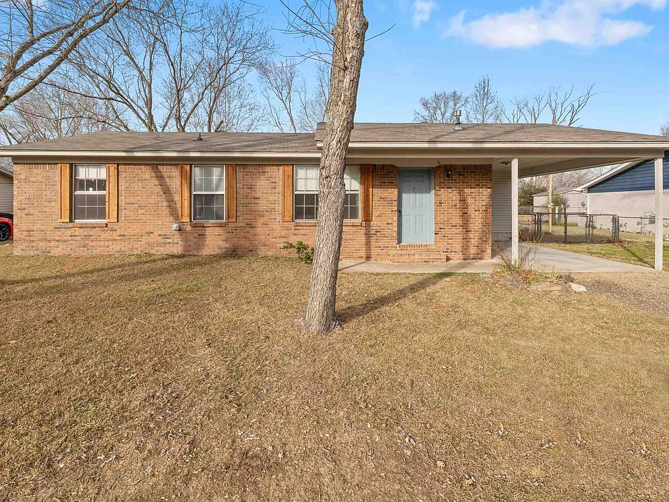 1st image of 7 Creekridge Cir