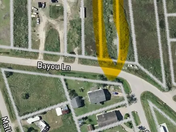 4810 Bayou Ln, Hitchcock, TX 77563