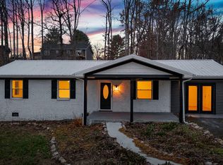 207 Wilmore Dr, White pine, TN 37890