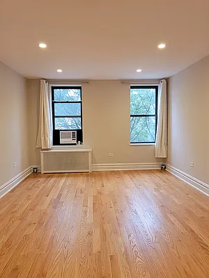 Rented by C Land Realty Co. | media 25