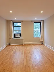 Rented by C Land Realty Co.