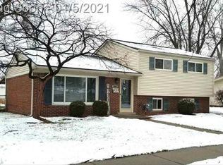 11460 Shilling Dr, Sterling Heights, MI 48314