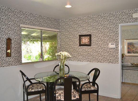 4th image of 1532 Klamath Dr