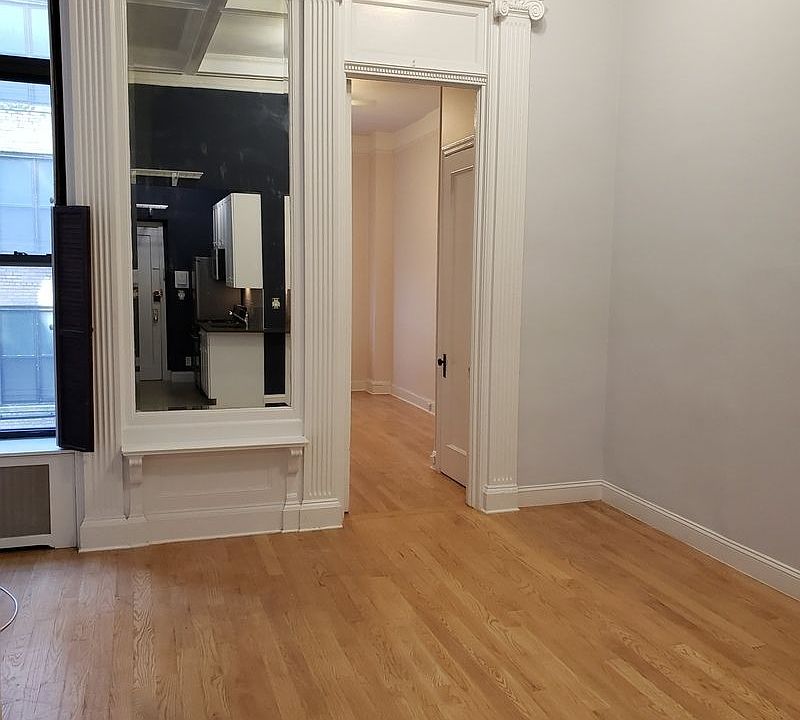 1st image of 16 W 76th St APT 2RW