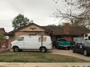 10413 Columbus Ave, Mission Hills, CA 91345