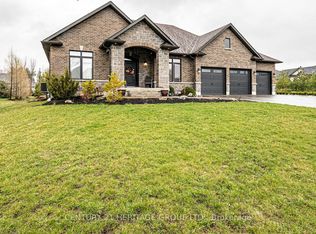 158 Mennill Dr, Springwater, ON L9X0J2