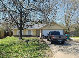 3409 W Chestnut St, Rogers, AR 72756